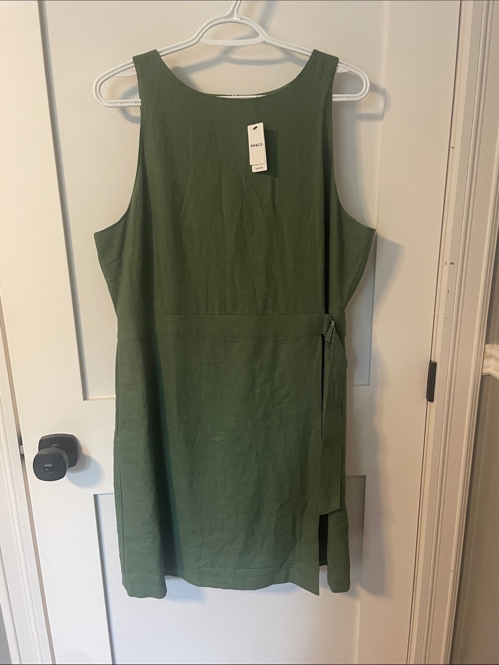NWT Sleeveless Boat-Neck Linen-Blend Mini Dress
